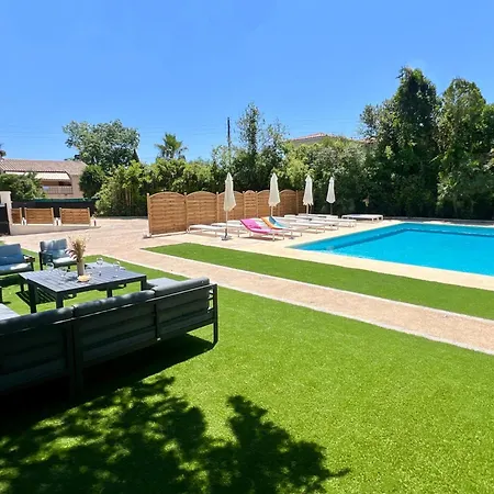 Evasion Familiale Sur La Cote D'azur Jusqu'a 14 Personnes Villa Cagnes-sur-Mer