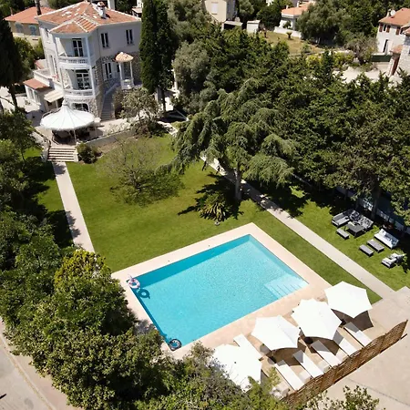 Villa Evasion Familiale Sur La Cote D'azur Jusqu'a 14 Personnes